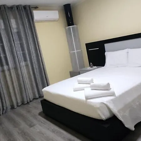 Rufiesca טורה דה מונקורבו